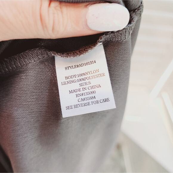 Altar'd State Gray Lace Tunic Short Casual Dress Size Small - Picture 9 of 9